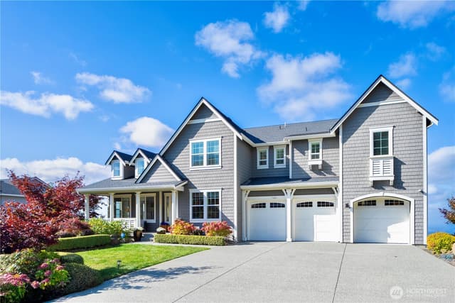 Property photo for 7049 171st Avenue SE, Bellevue photo 2