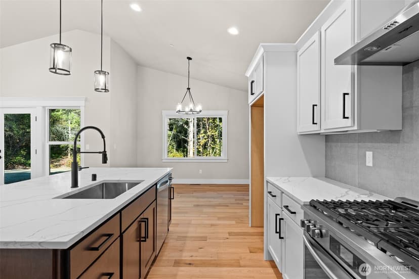 Property photo for 3570 Menzies Road SE, Port Orchard photo 12