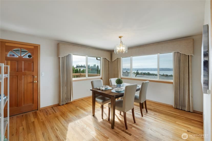 Property photo for 5569 Frances Avenue NE, Tacoma photo 19