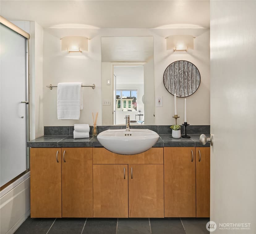 Property photo for 2420 Westlake Avenue N #11, Seattle photo 31