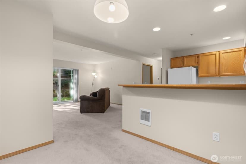 Property photo for 1001 W Casino Road #F105, Everett photo 7