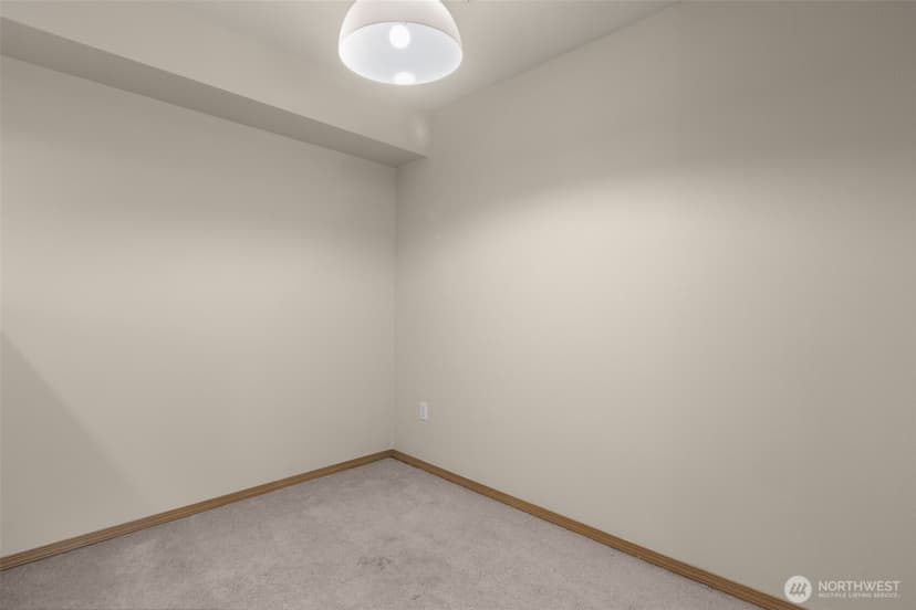 Property photo for 1001 W Casino Road #F105, Everett photo 8