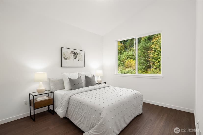 Property photo for 12330 13th Place SW, Burien photo 11