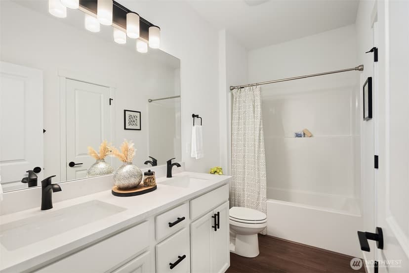 Property photo for 12330 13th Place SW, Burien photo 10