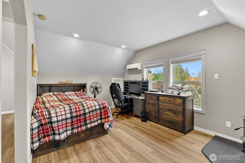 Property photo for 21315 18th Street E, Lake Tapps photo 14