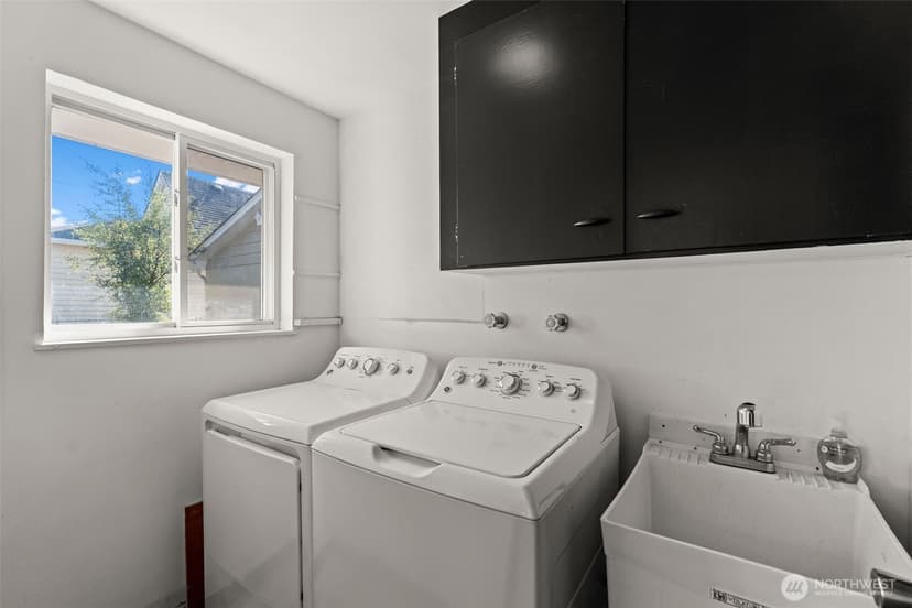 Property photo for 343 4th Street SE, Puyallup photo 13
