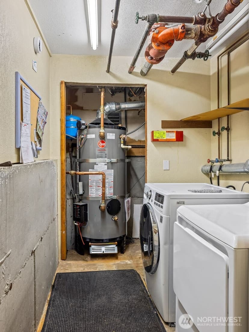 Property photo for 1733 15th Avenue #203, Seattle photo 20