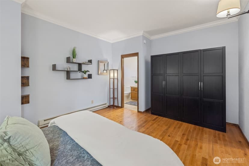Property photo for 1733 15th Avenue #203, Seattle photo 17