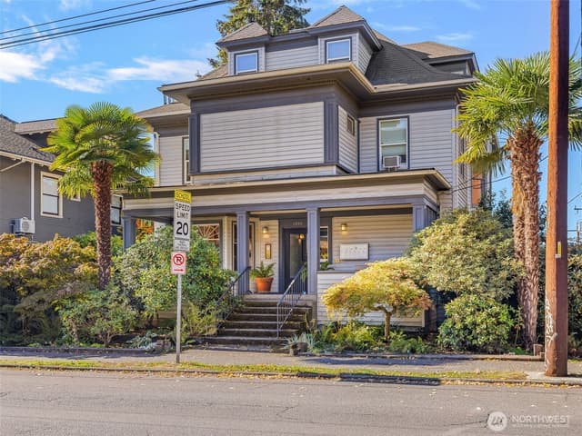 Property photo for 1733 15th Avenue #203, Seattle photo 2