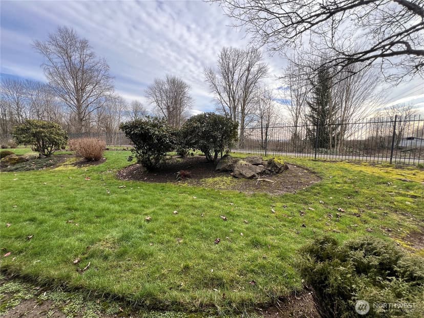 Property photo for 1840 Central Place S #H75, Kent photo 4