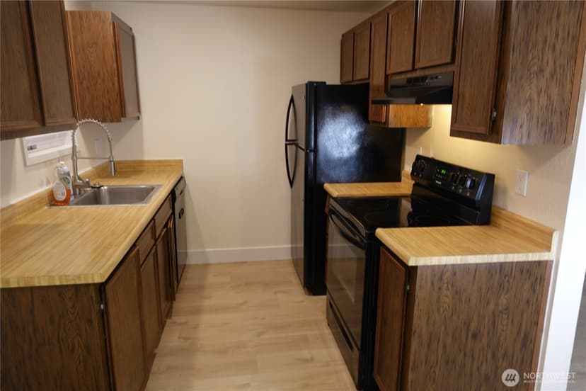 Property photo for 1840 Central Place S #H75, Kent photo 7