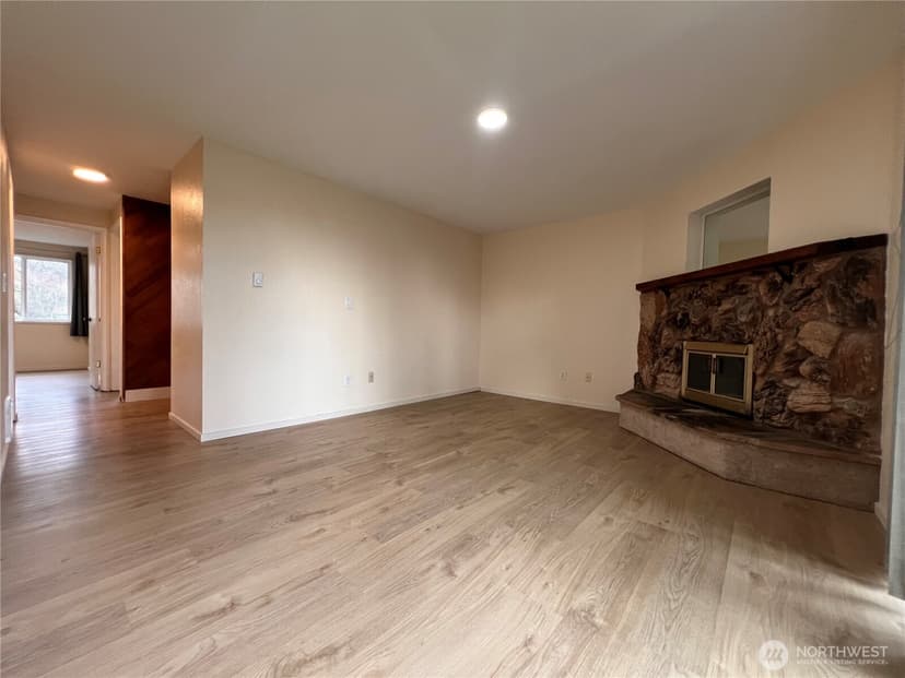 Property photo for 1840 Central Place S #H75, Kent photo 11