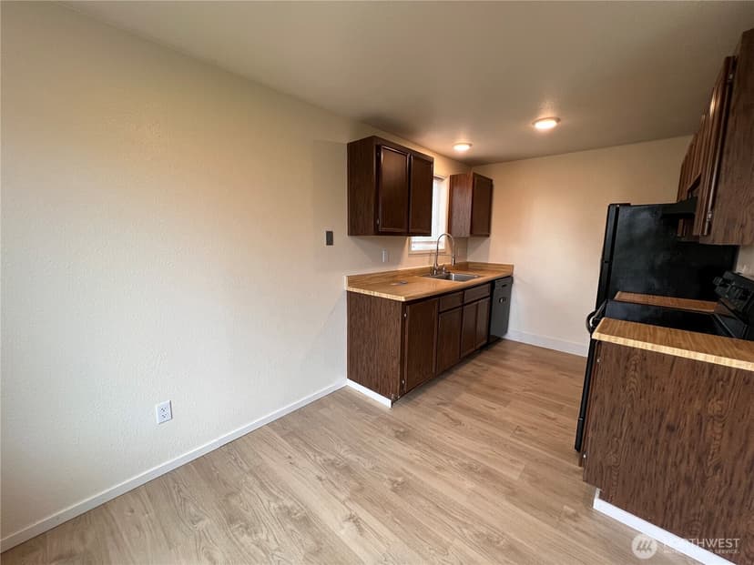 Property photo for 1840 Central Place S #H75, Kent photo 9