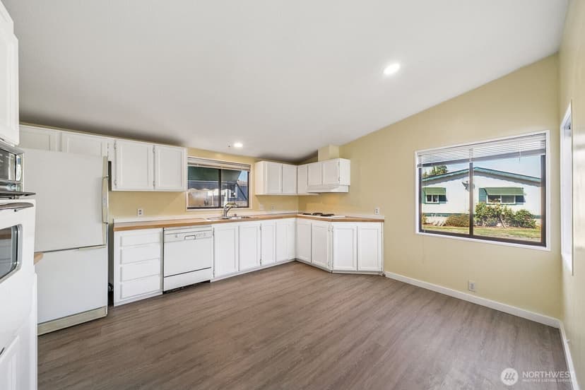 Property photo for 1706 73rd Street E #15, Tacoma photo 10