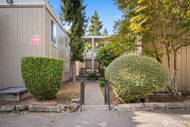 Property photo for 4803 180th Street SW #A-101, Lynnwood photo 2