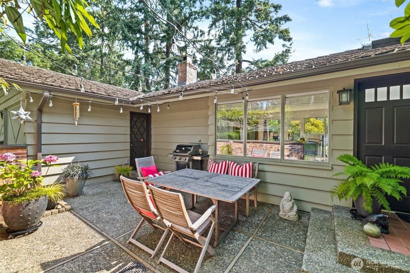 Property photo for 13526 Sherman Road NW, Seattle photo 6