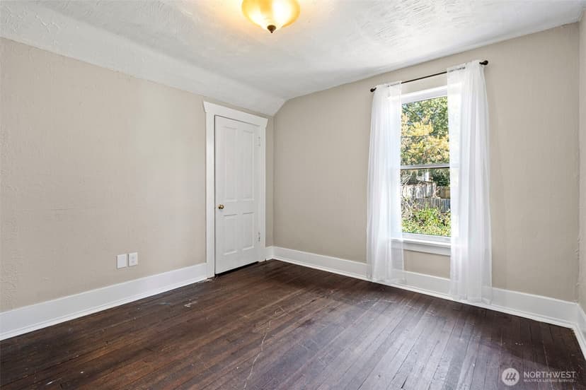 Property photo for 5631 S K Street, Tacoma photo 26