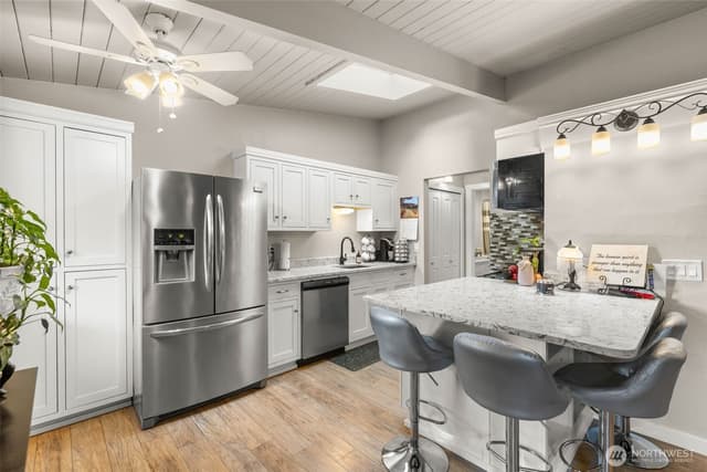 Property photo for 3421 E 99th #3421, Edgewood photo 4