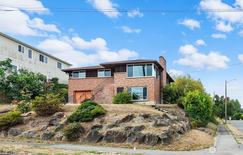Property photo for 2601 23rd Avenue S, Seattle