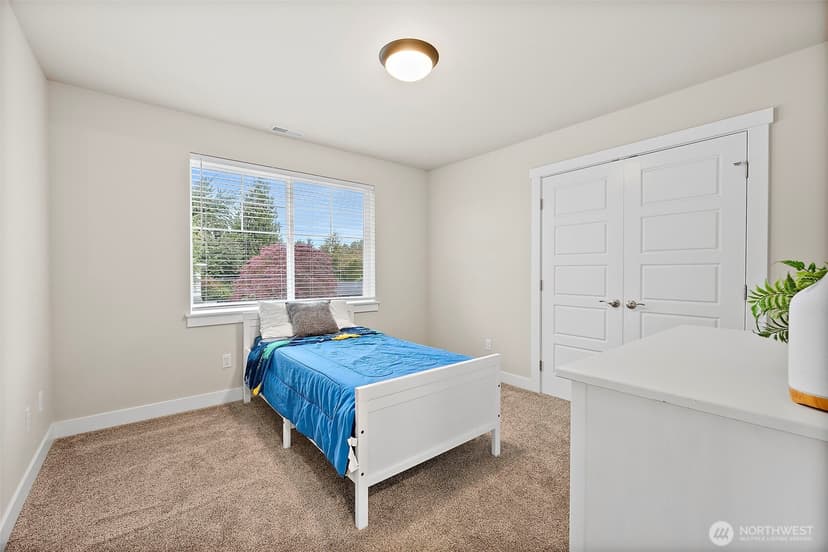 Property photo for 1602 12th Avenue SE, Puyallup photo 31