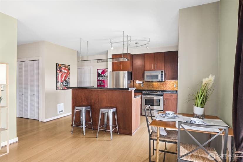 Property photo for 1026 NE 65th Street #A410, Seattle photo 6