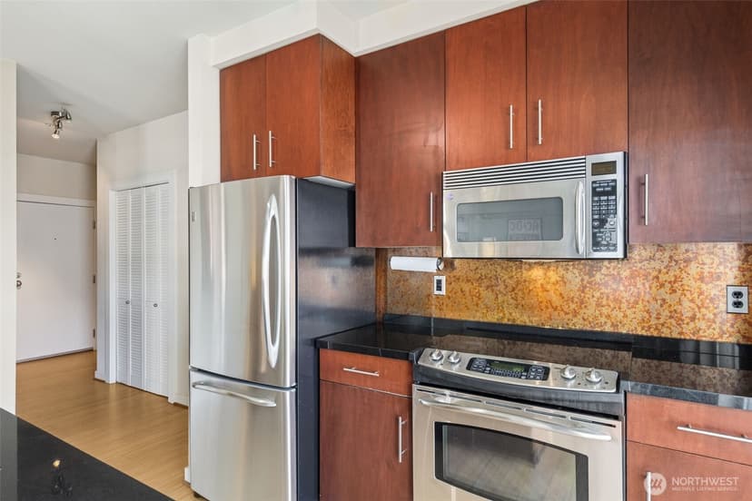 Property photo for 1026 NE 65th Street #A410, Seattle photo 5