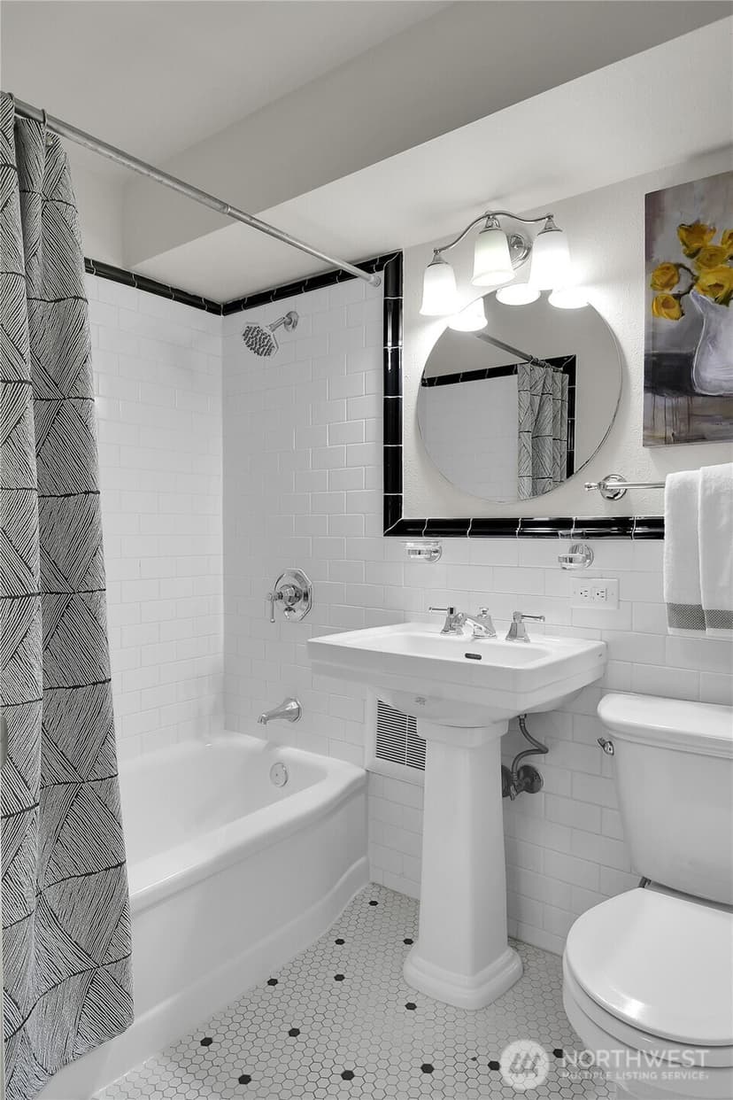 Property photo for 1105 Spring Street #205, Seattle photo 9