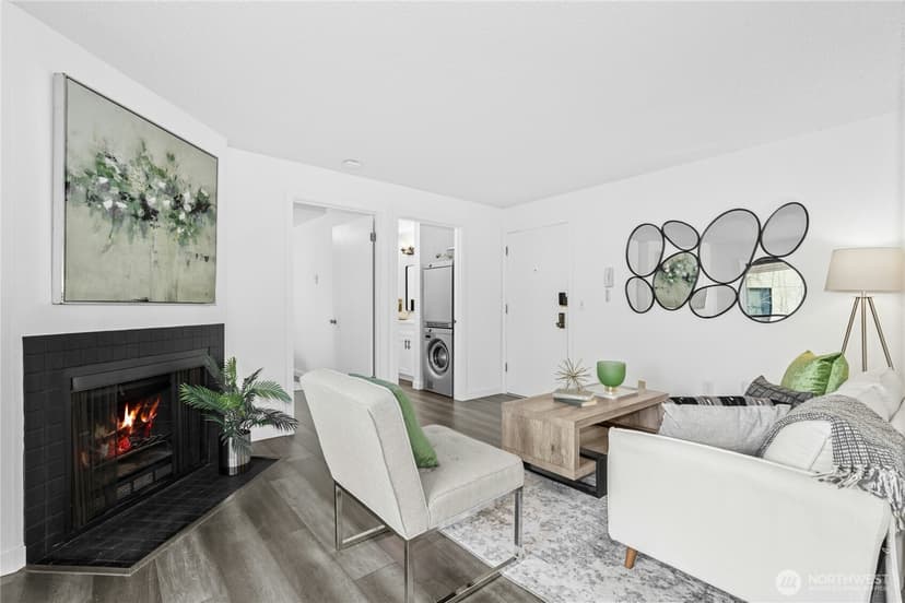 Property photo for 2034 14th Avenue W #304, Seattle photo 10
