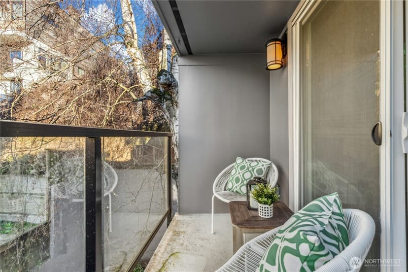 Property photo for 2034 14th Avenue W #304, Seattle photo 18