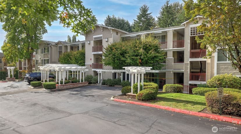 Property photo for 1709 134th Avenue SE #19, Bellevue photo 15