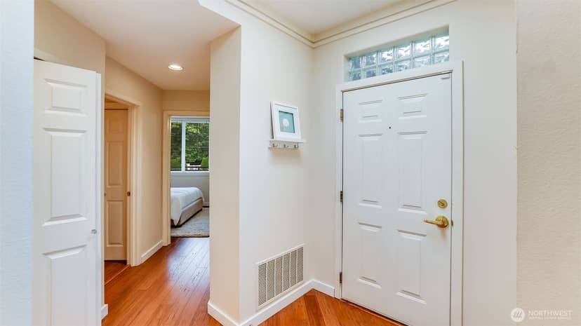Property photo for 1709 134th Avenue SE #19, Bellevue photo 24