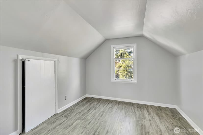 Property photo for 12230 68th Avenue S, Seattle photo 18