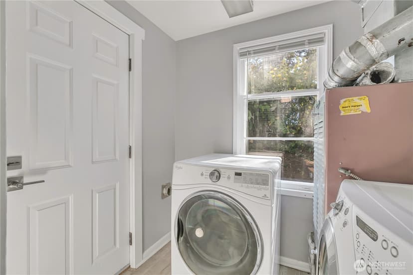Property photo for 12230 68th Avenue S, Seattle photo 16