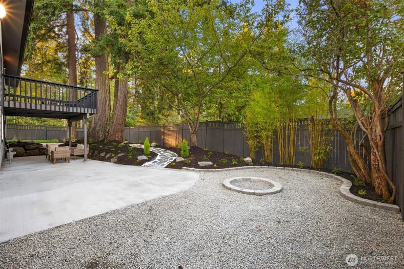 Property photo for 16044 Greenwood Avenue N, Shoreline photo 38