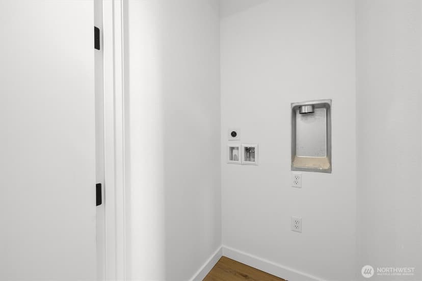 Property photo for 6604 Carleton Avenue S #B, Seattle photo 19