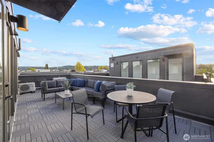 Property photo for 6604 Carleton Avenue S #B, Seattle photo 23