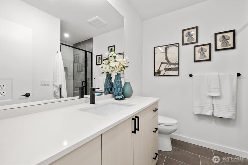 Property photo for 6604 Carleton Avenue S #B, Seattle photo 20