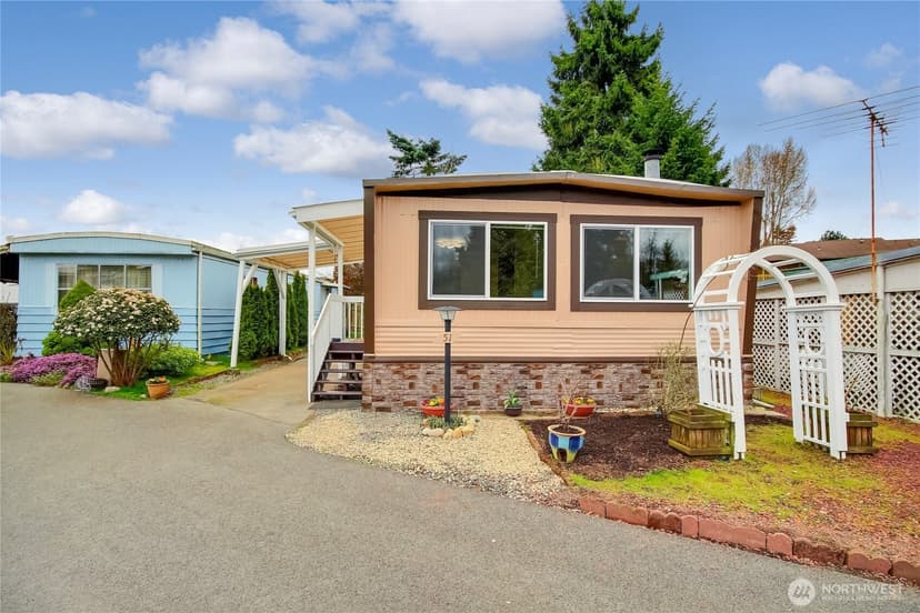 Property photo for 14322 Admiralty Way #51, Lynnwood