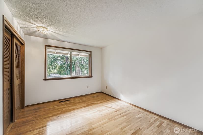 Property photo for 7822 76th Street SW, Lakewood photo 19