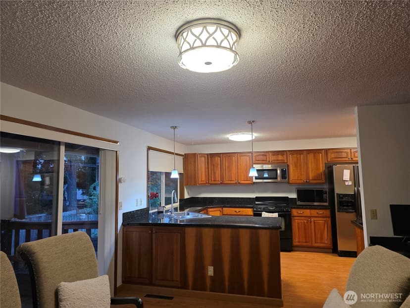 Property photo for 7822 76th Street SW, Lakewood photo 9