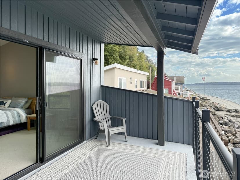 Property photo for 11 H South Beach, Hat Island photo 28