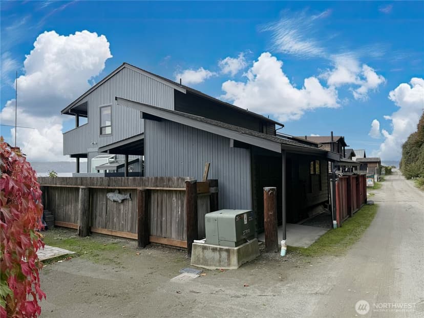 Property photo for 11 H South Beach, Hat Island photo 38