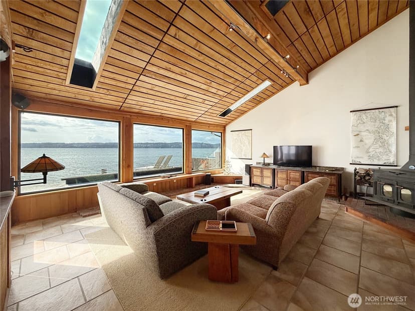 Property photo for 11 H South Beach, Hat Island photo 8