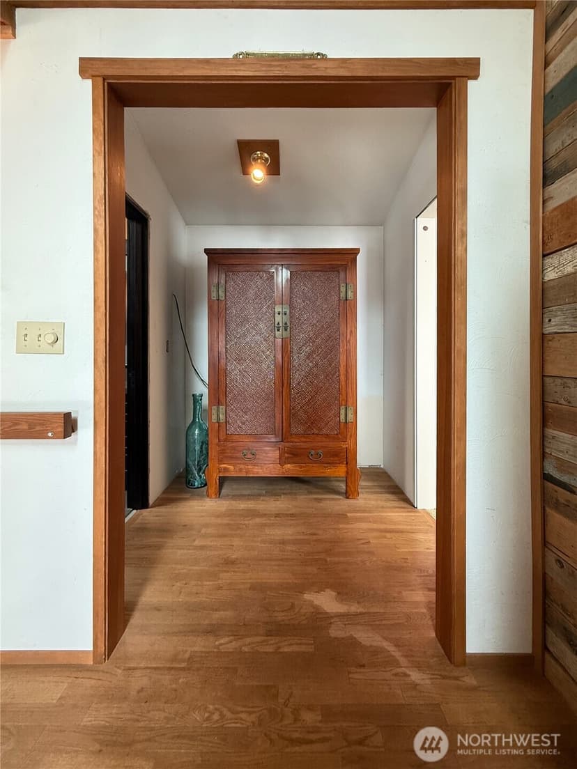 Property photo for 11 H South Beach, Hat Island photo 23