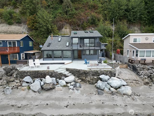 Property photo for 11 H South Beach, Hat Island photo 2