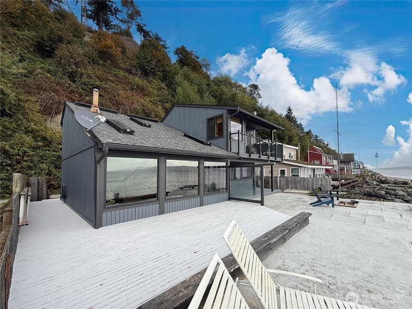 Property photo for 11 H South Beach, Hat Island