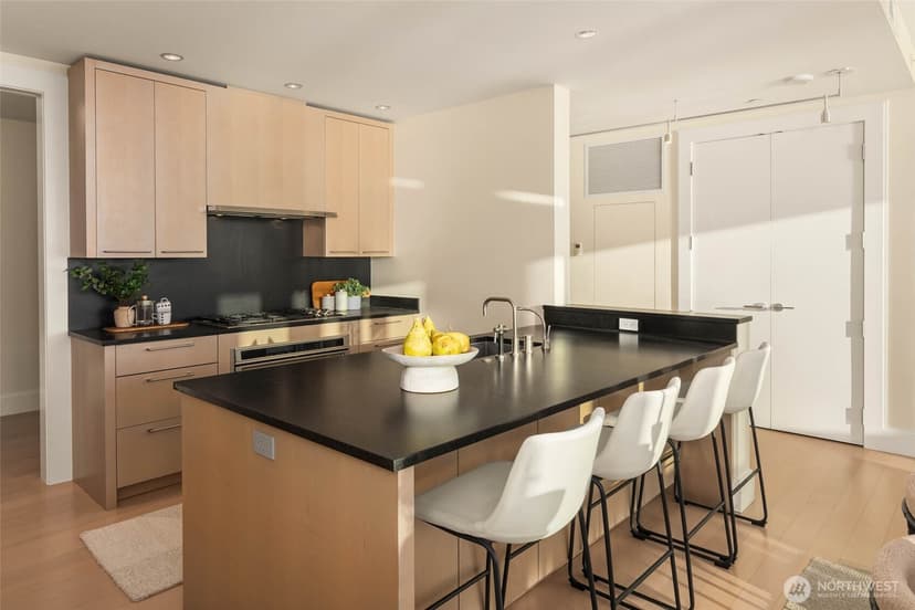 Property photo for 1521 2nd Avenue #2804, Seattle photo 6