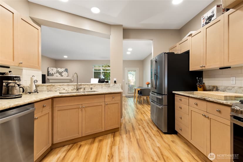 Property photo for 23124 NE 8th Place, Sammamish photo 12