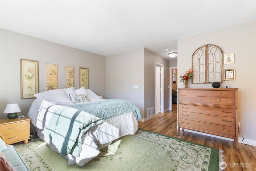 Property photo for 23124 NE 8th Place, Sammamish photo 21