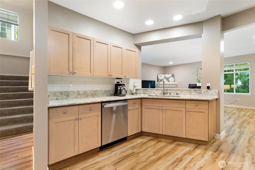 Property photo for 23124 NE 8th Place, Sammamish photo 13